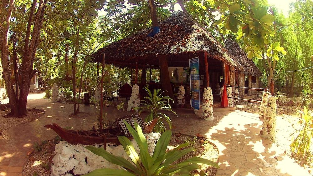 Waikiki Resort Pwani Mchangani Bagian luar foto